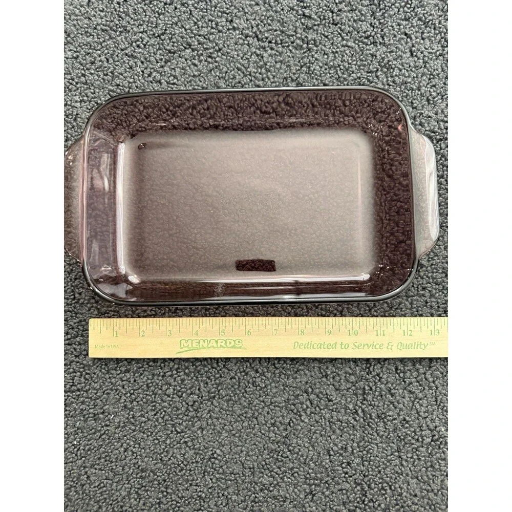 Pyrex Cranberry/Amethyst Glass 13x9x2 Casserole Dish 3QT 233-R with Lid